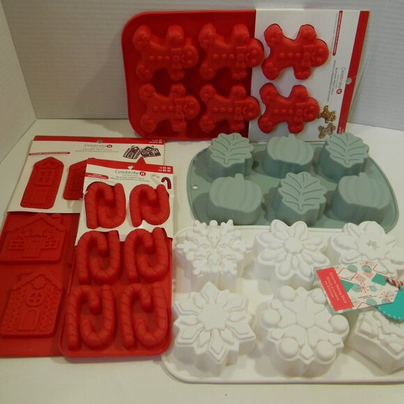 Candy Ice Chocolate Molds Christmas Fall Gingerbread Pumpkin Snowflakes NEW - Picture 1 of 3